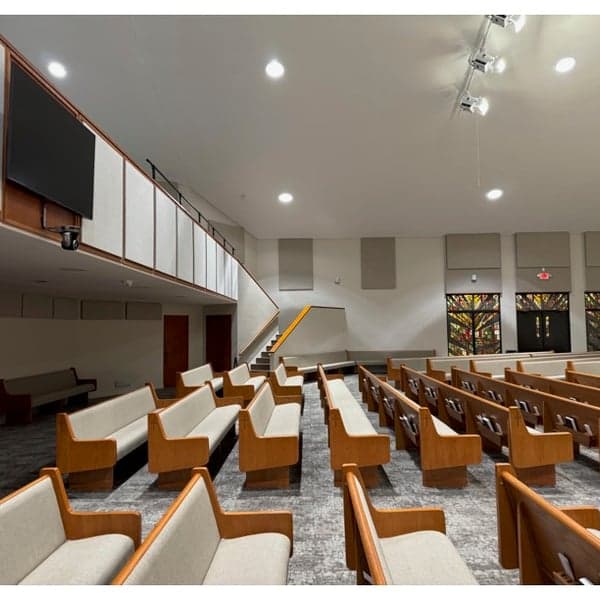 PTZ camera below Confidence monitor